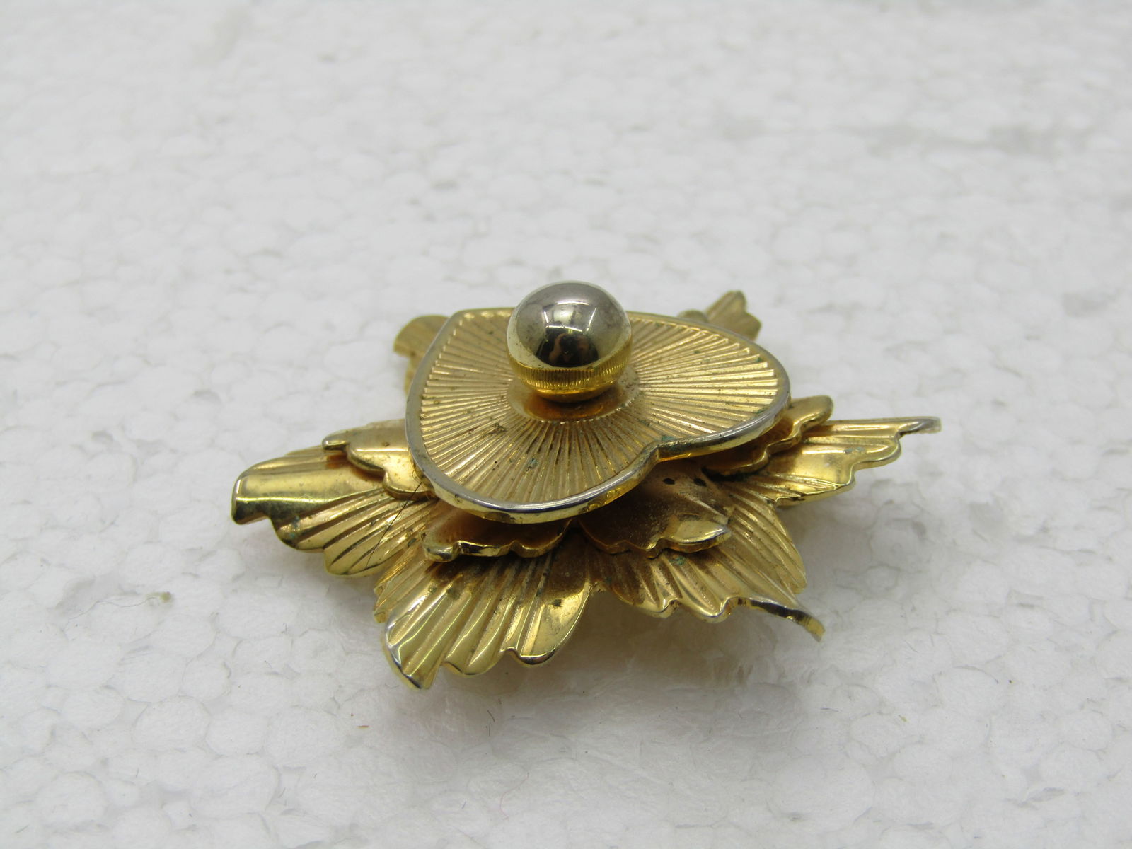 Vintage Heart & Rays Tiered Brooch, Gold Tone, 1-7/8", 1960's. - 4