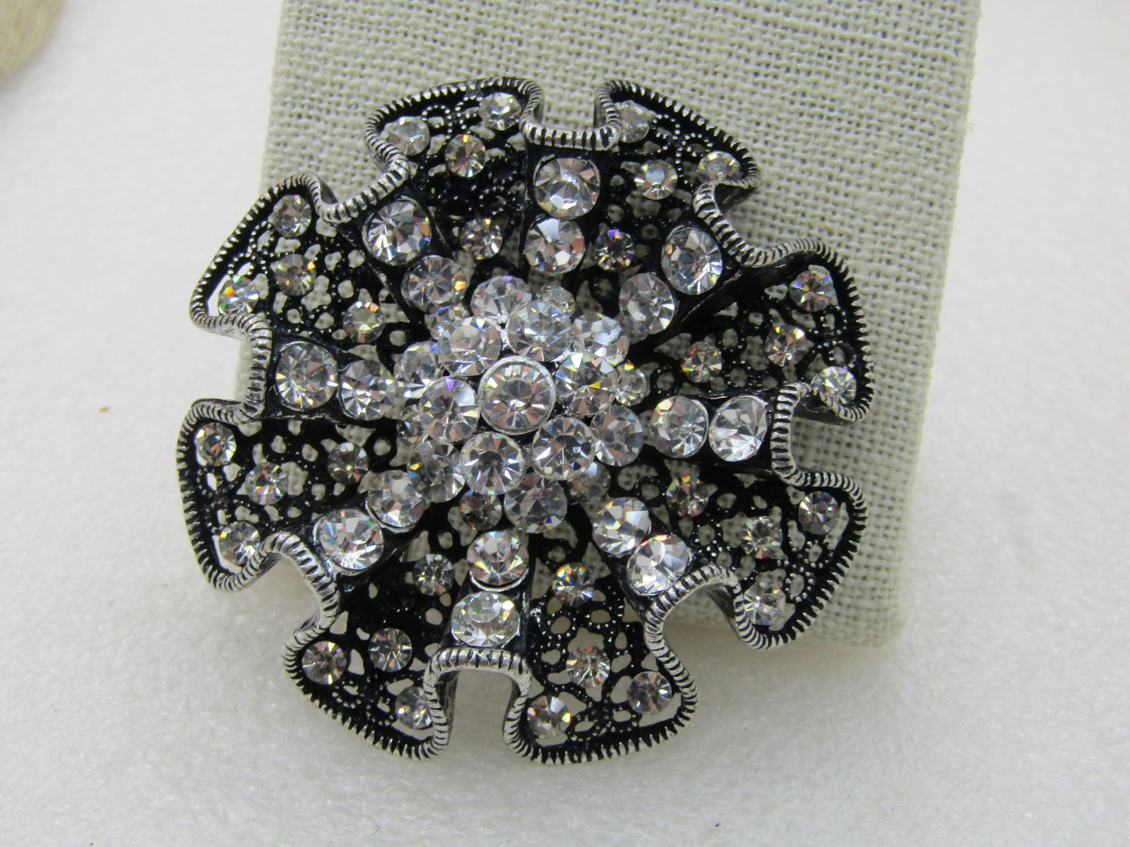 Vintage Rhinestone Filigree Lacy Brooch, Black Washed Metal, 1980's. - 3