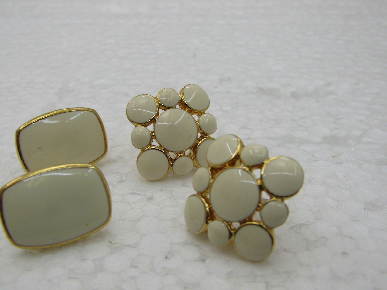 Vintage Napier Faux Pearl Brooch, Piereced Earrings with Extra Earrings, Gold Tone - 3