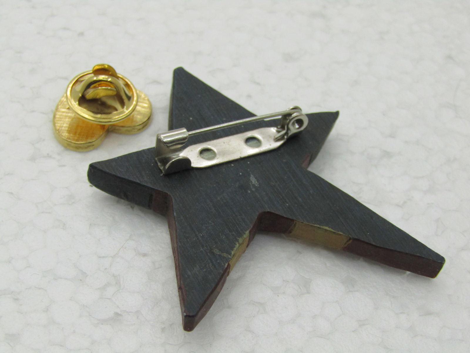 2 USA Flag Brooches/Pins, Star and Heart Flag - 5