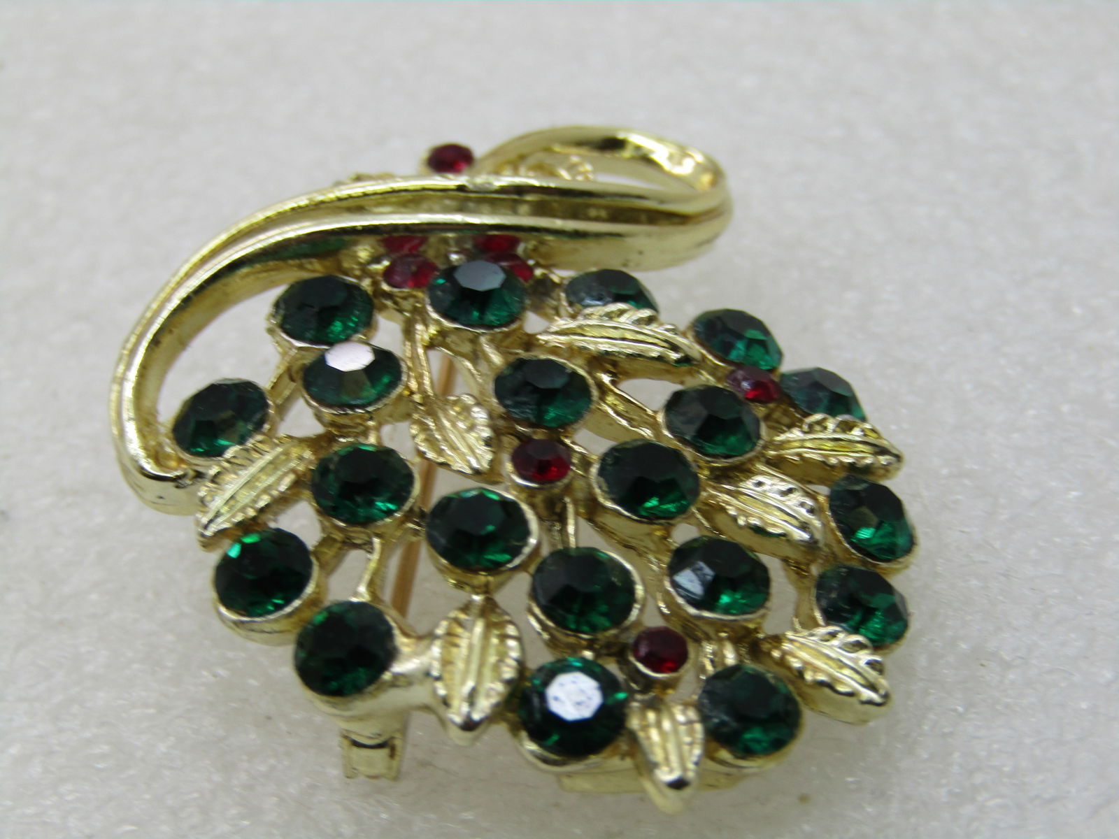 Vintage Dark Green & Red Rhinestone Floral Brooch, 1-7/8" - 4