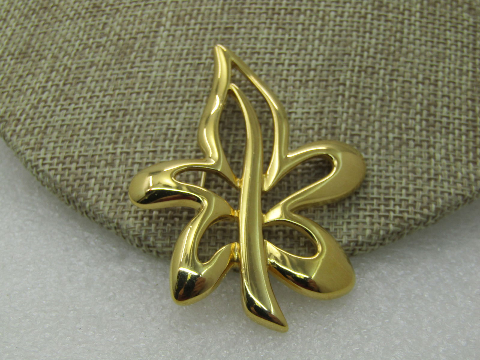 Vintage Napier Gold Tone Open Leaf Brooch, 2.5" - 3