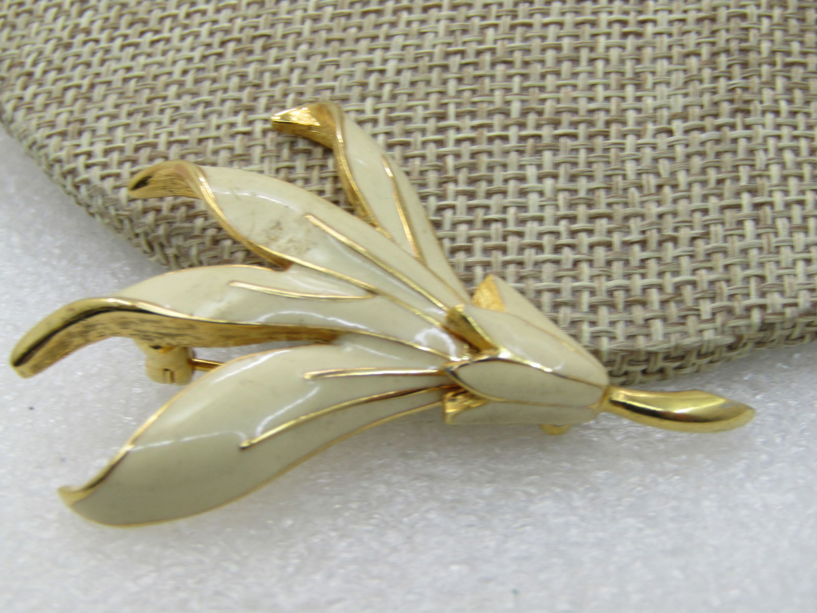 Vintage Monet Leaf Cluster Brooch, Tan Enameled, 2" - 4