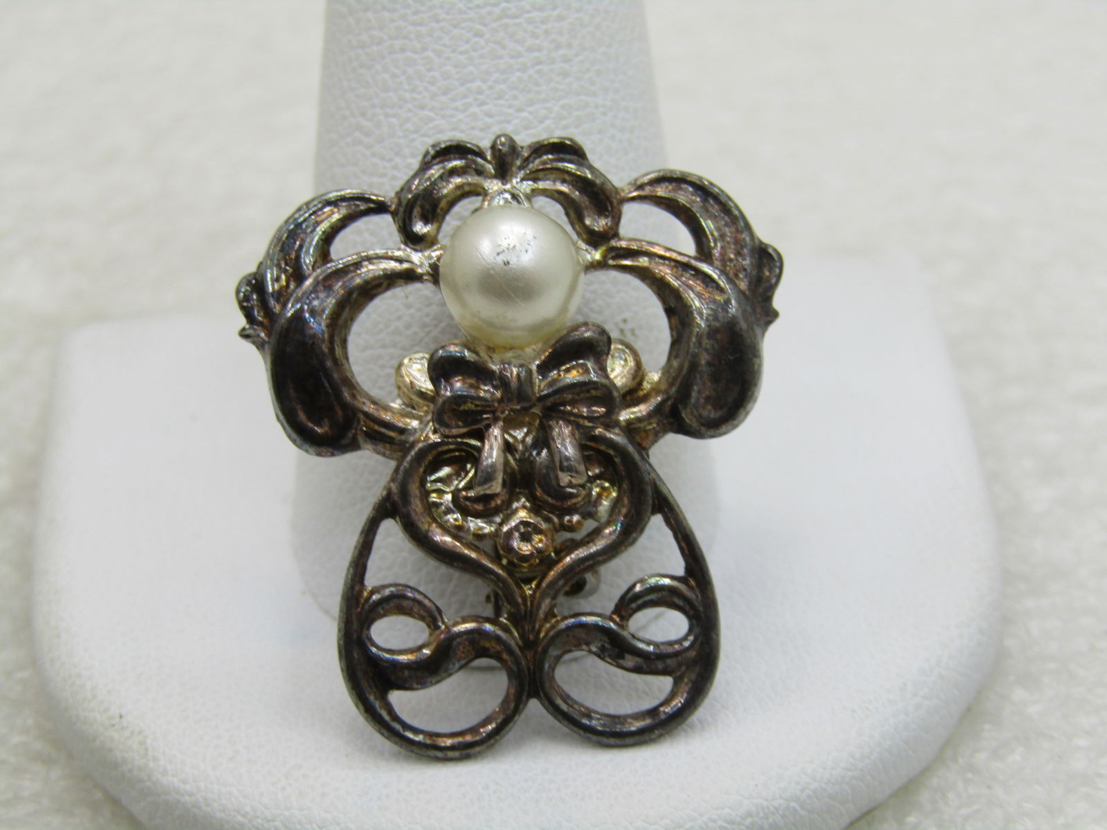 Vintage Angel Brooch Signed Jane with Faux Pearl Red Heart - 2