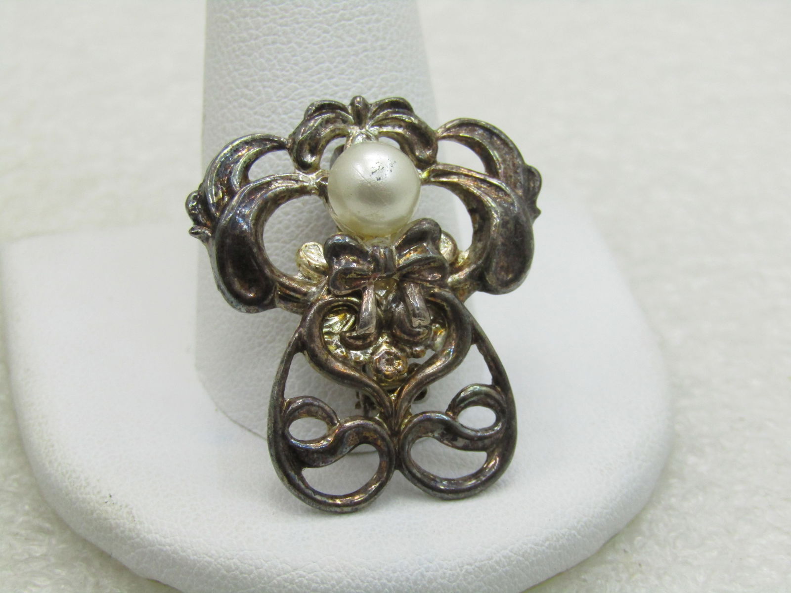 Vintage Angel Brooch Signed Jane with Faux Pearl Red Heart - 3