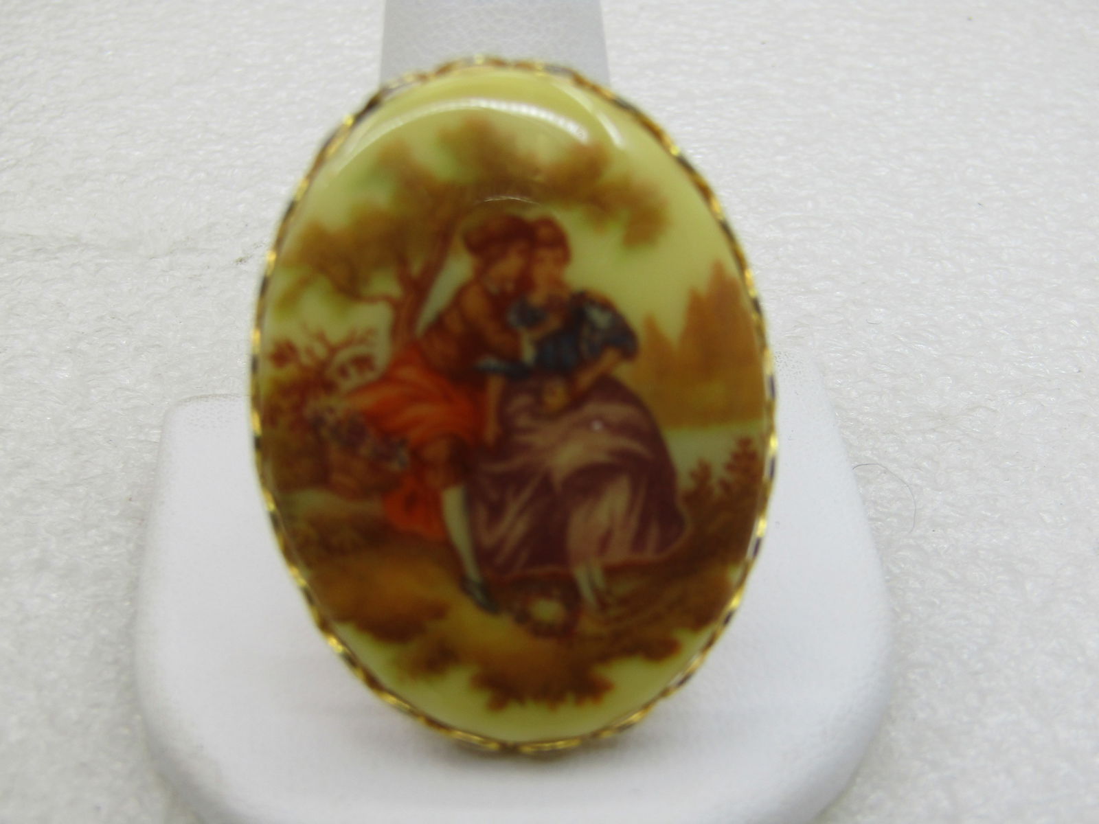 Vintage French Courting Cameo Brooch, 1.5" Tall, 1960's NL - 2