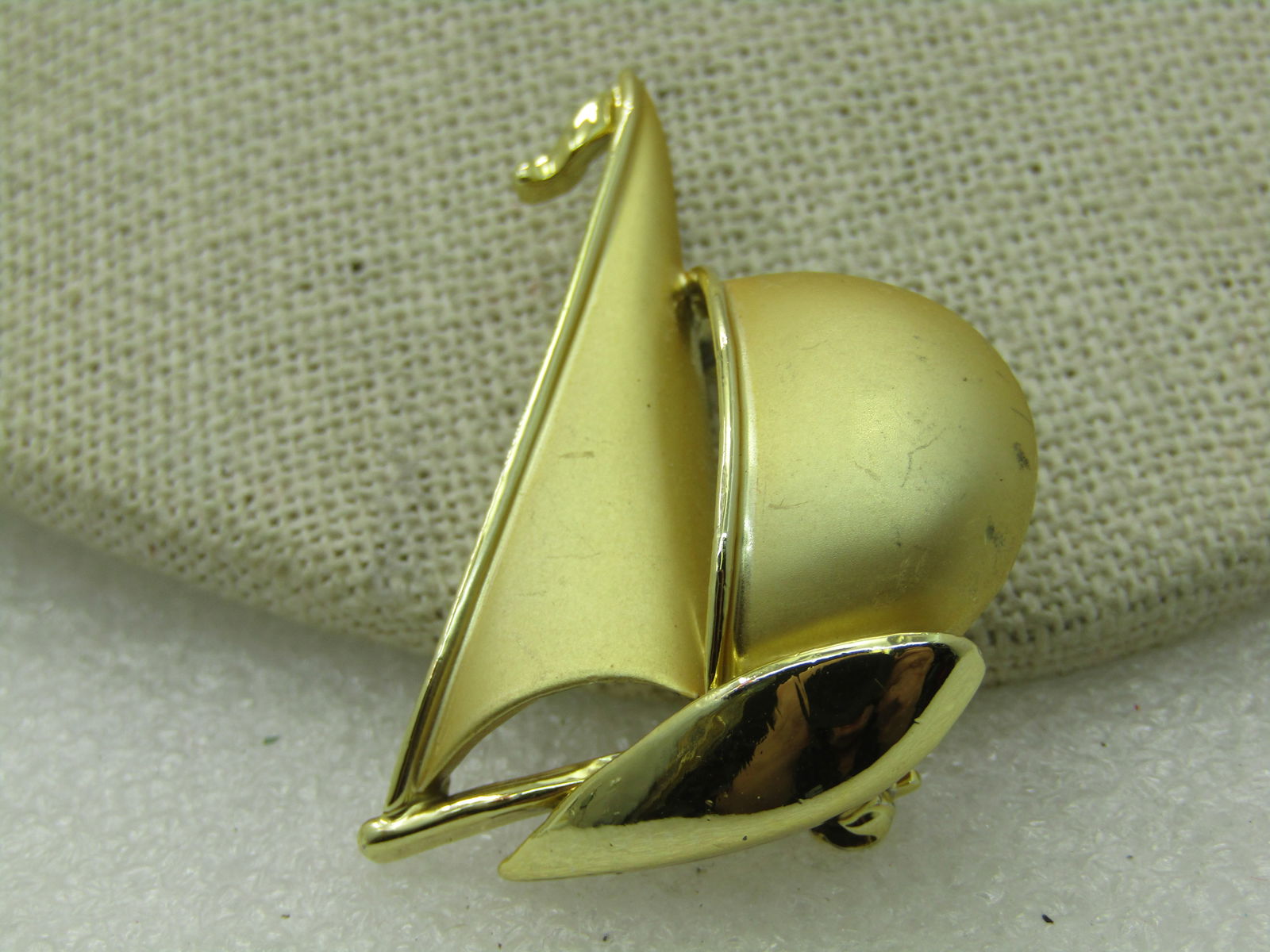 Vintage Sailboat Brooch, Textured & Smooth Gold Tone, 1960's-1970's, 1.75" - 7