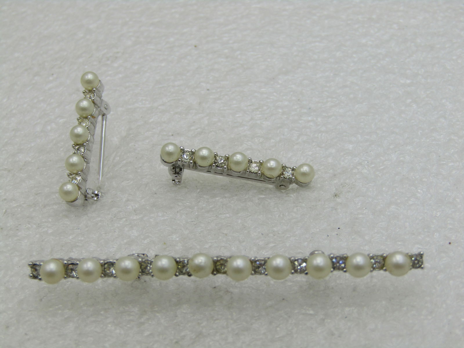 Vintage Faux Pearl Scatter Brooch Set, signed Marvella, 1960's - 4
