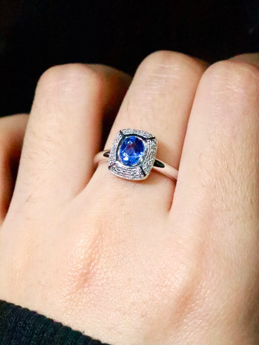 18K Gold Sapphire Ring with 1.05ct Sapphire and 0.176ct Diamonds - 5