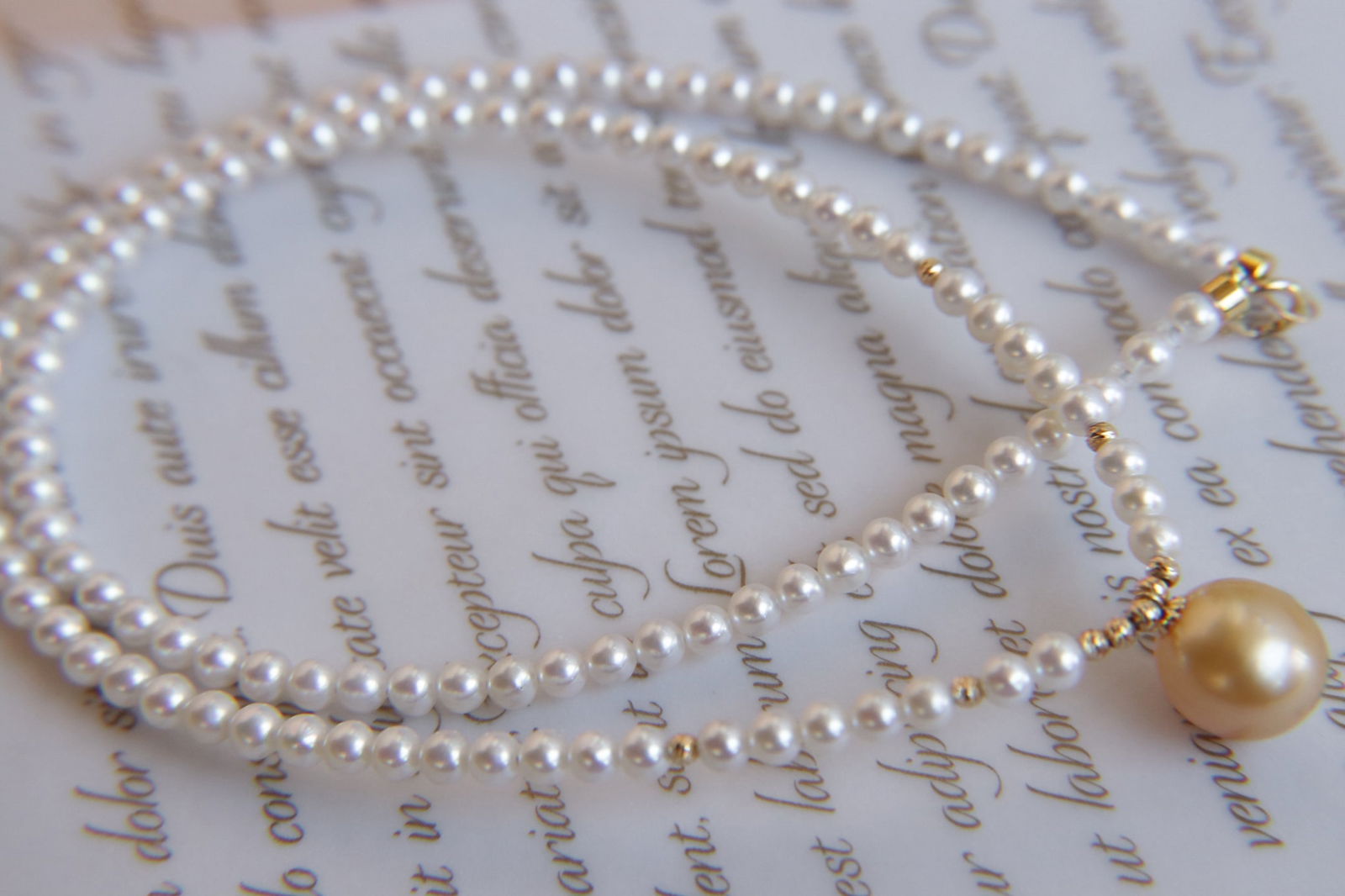 18K Gold Natural Aurora Freshwater Pearl Necklace with South Sea Golden Pearl Pendant - 2