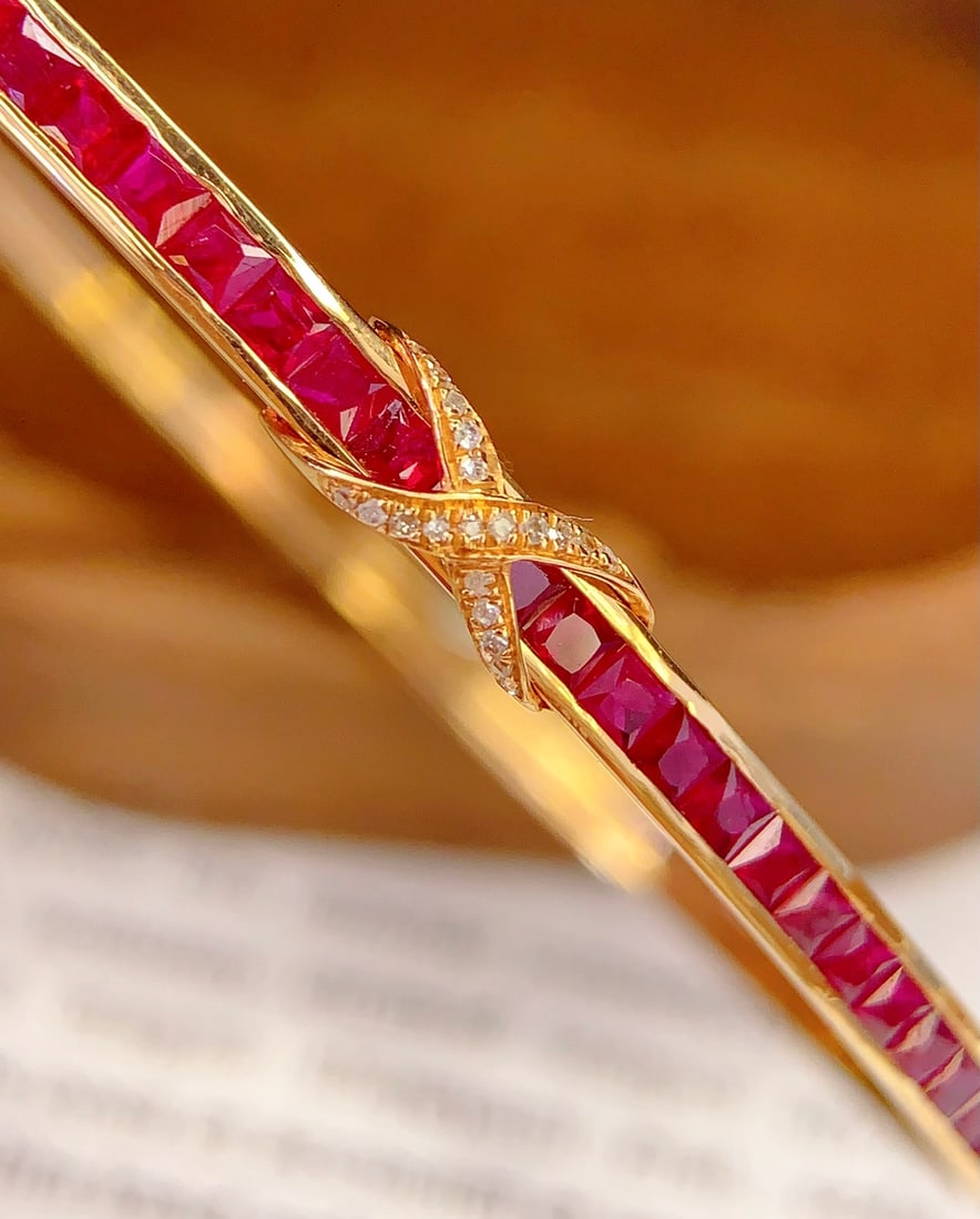 18K Gold Ruby Bracelet with Diamonds, Total 6.37g, 3.6ct Ruby - 6