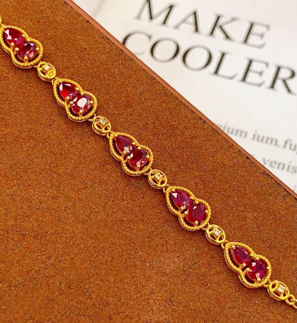 18K Gold Ruby Bracelet with Blue Sapphires, Total 3.74g, 4.86ct Ruby - 4