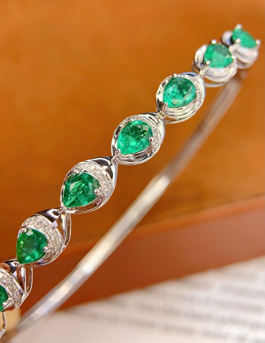 18K Gold Emerald Bracelet with Diamonds, Total 6.47g, 2.8ct Emerald - 3