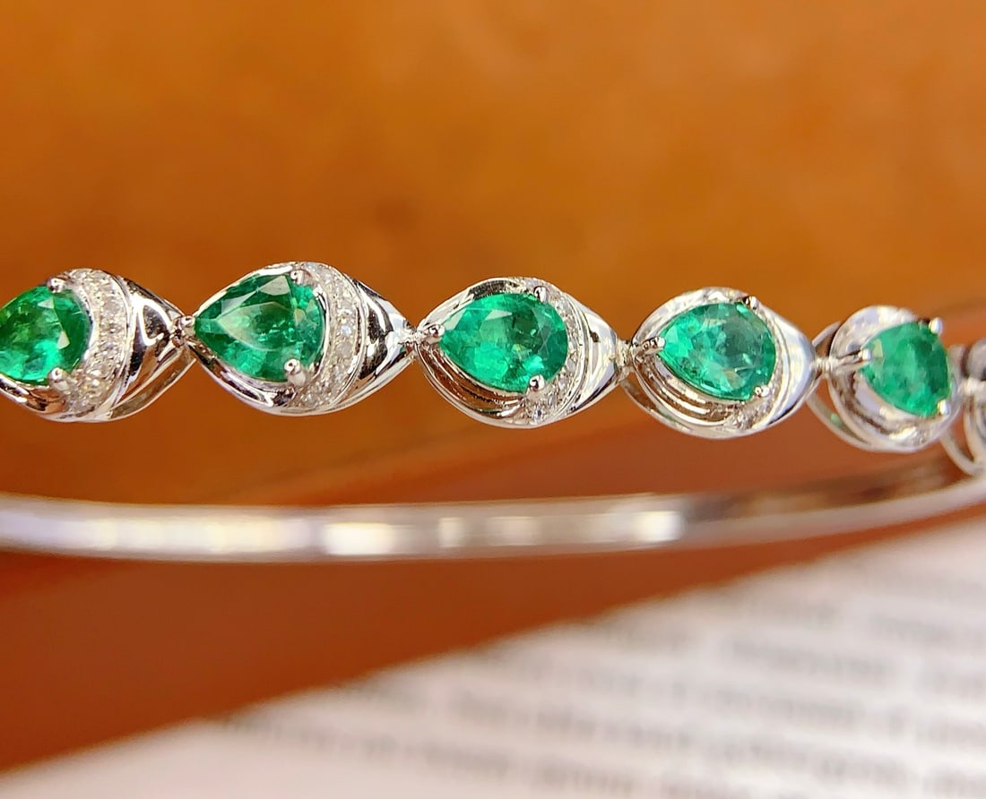 18K Gold Emerald Bracelet with Diamonds, Total 6.47g, 2.8ct Emerald - 7