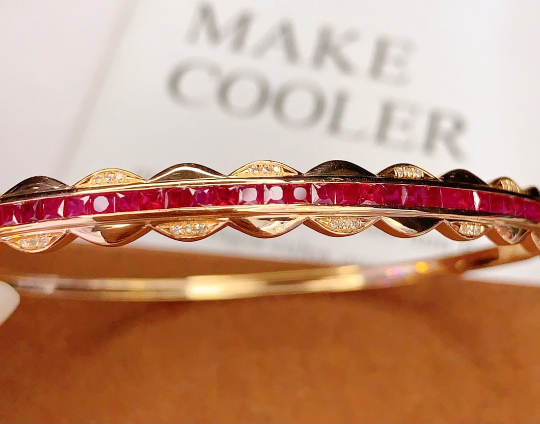 18K Gold Ruby Bracelet with Diamonds, Total 6.73g, 3.8ct Ruby - 3