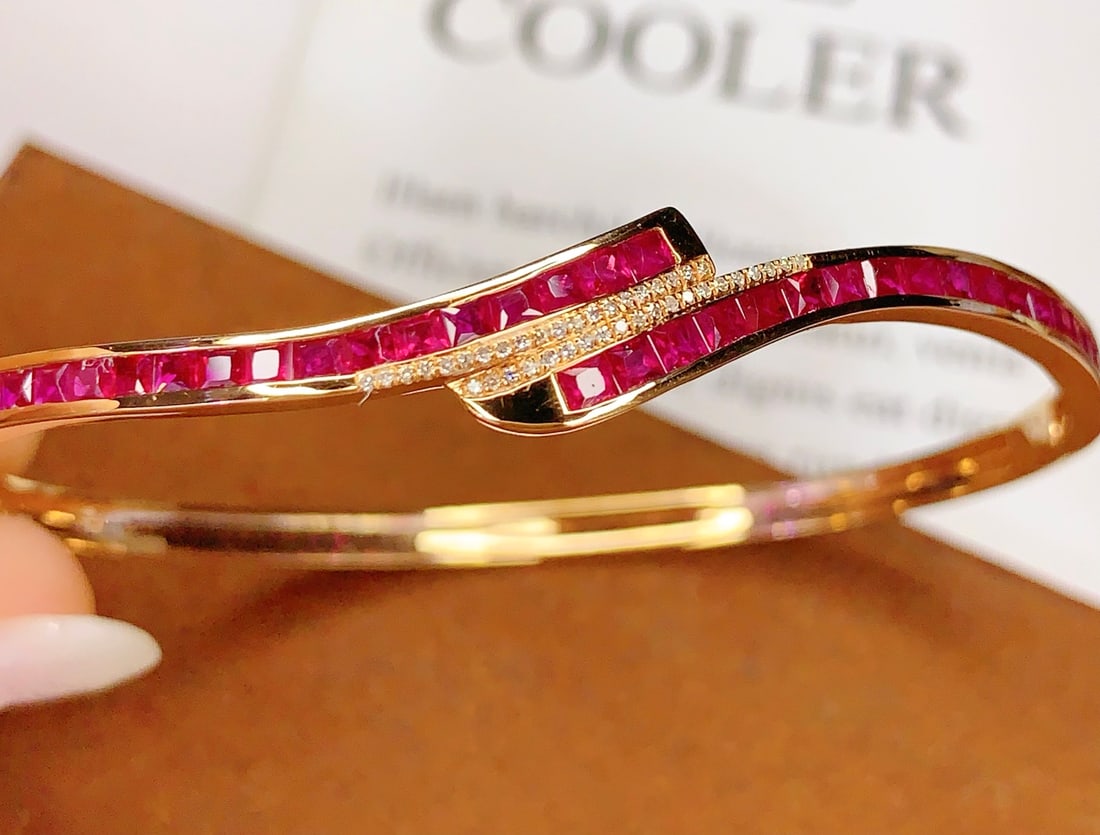 18K Gold Ruby Bracelet with Diamonds, Total 7.78g, 5ct Ruby - 6