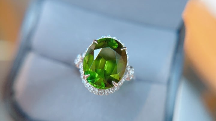 18K Gold Tourmaline Ring with Diamonds, Total 3.53g, 5.53ct Tourmaline - 2