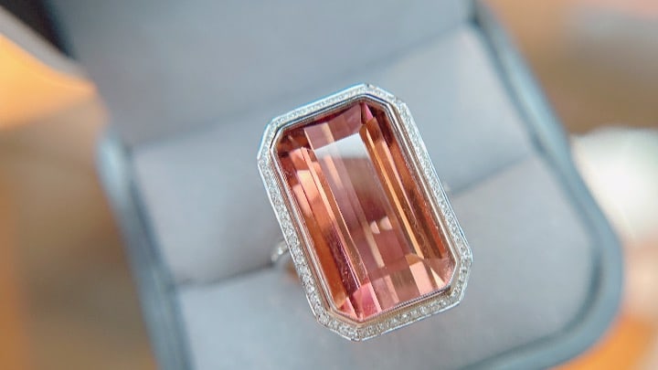 18K Gold Tourmaline Ring with Diamonds, Total 7.0g, 12.95ct Tourmaline - 2