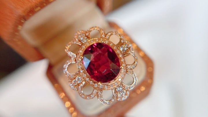 18K Gold Tourmaline Ring with Diamonds and Blue Sapphires, Total 4.35g, 3.3ct Tourmaline - 2