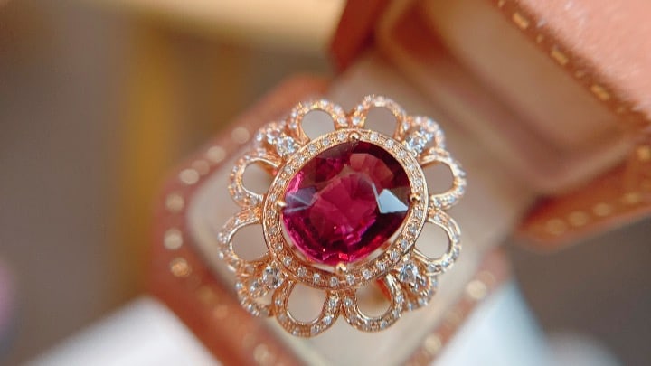 18K Gold Tourmaline Ring with Diamonds and Blue Sapphires, Total 4.35g, 3.3ct Tourmaline - 4