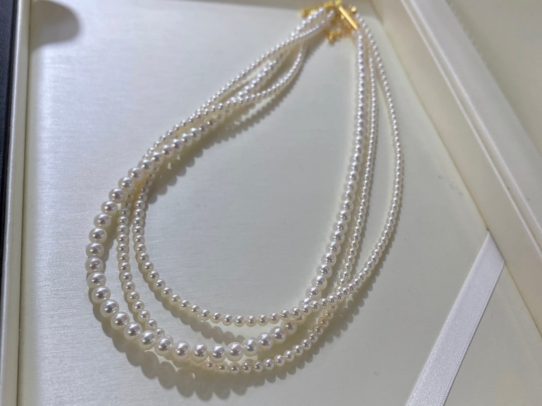 Three-Layer Natural Pearl Necklace, Large 5mm and Small 3mm Pearls - 4
