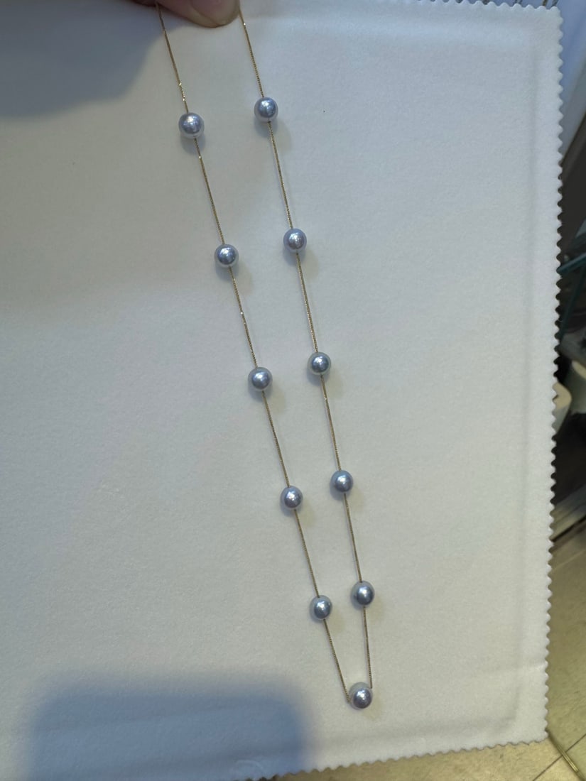 18K Gold Starry Design Necklace with 6.5-7mm Creamy Sea Pearls - 5