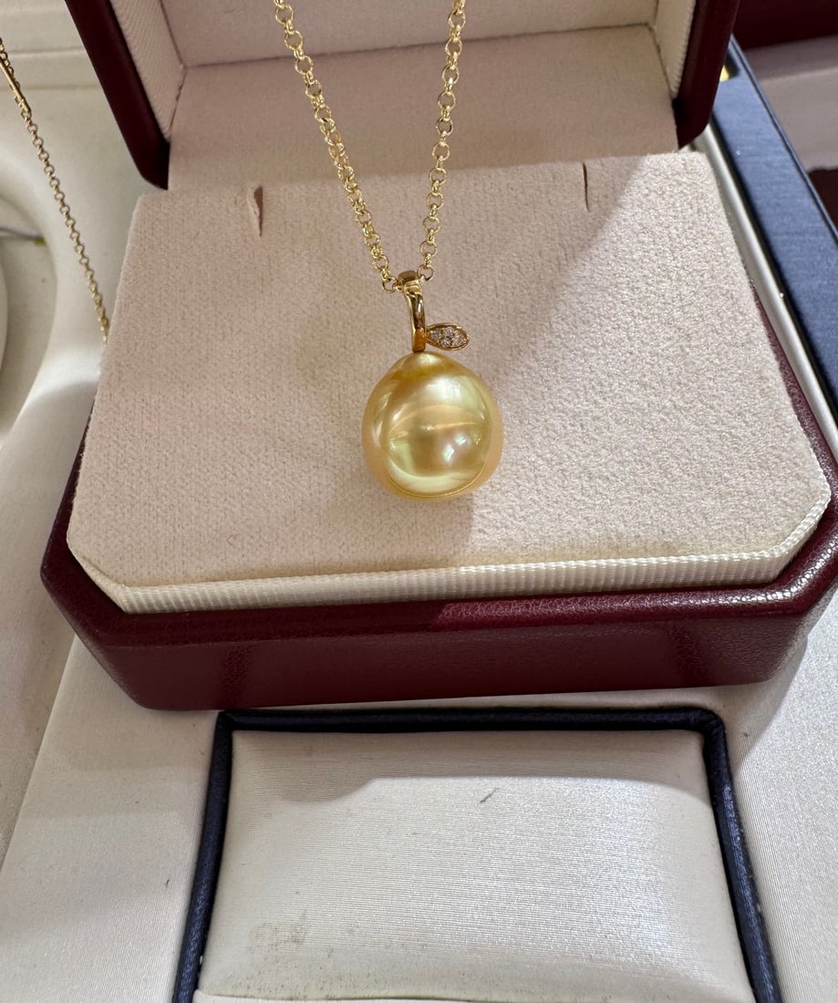 18K Gold South Sea Gold Pearl Pendant with Diamonds, 12-13mm - 3