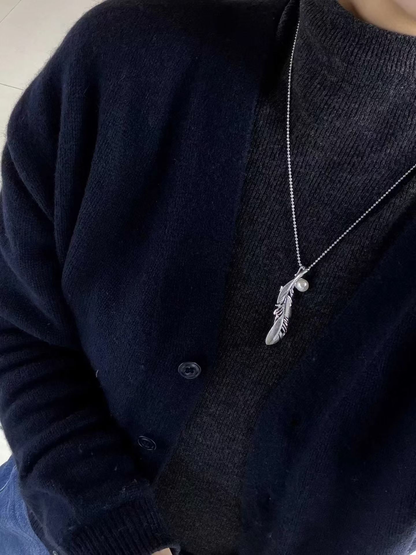 Feather Brooch with 7-8mm South Sea Akoya Pearl, 18K Gold Accents - 5