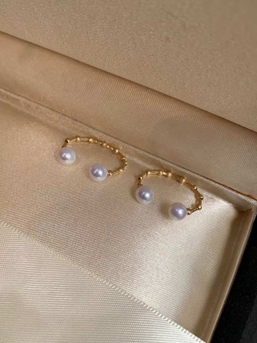 Handcrafted Open Band Ring with 5-6mm Freshwater Akoya Pearls, 18K Gold - 3