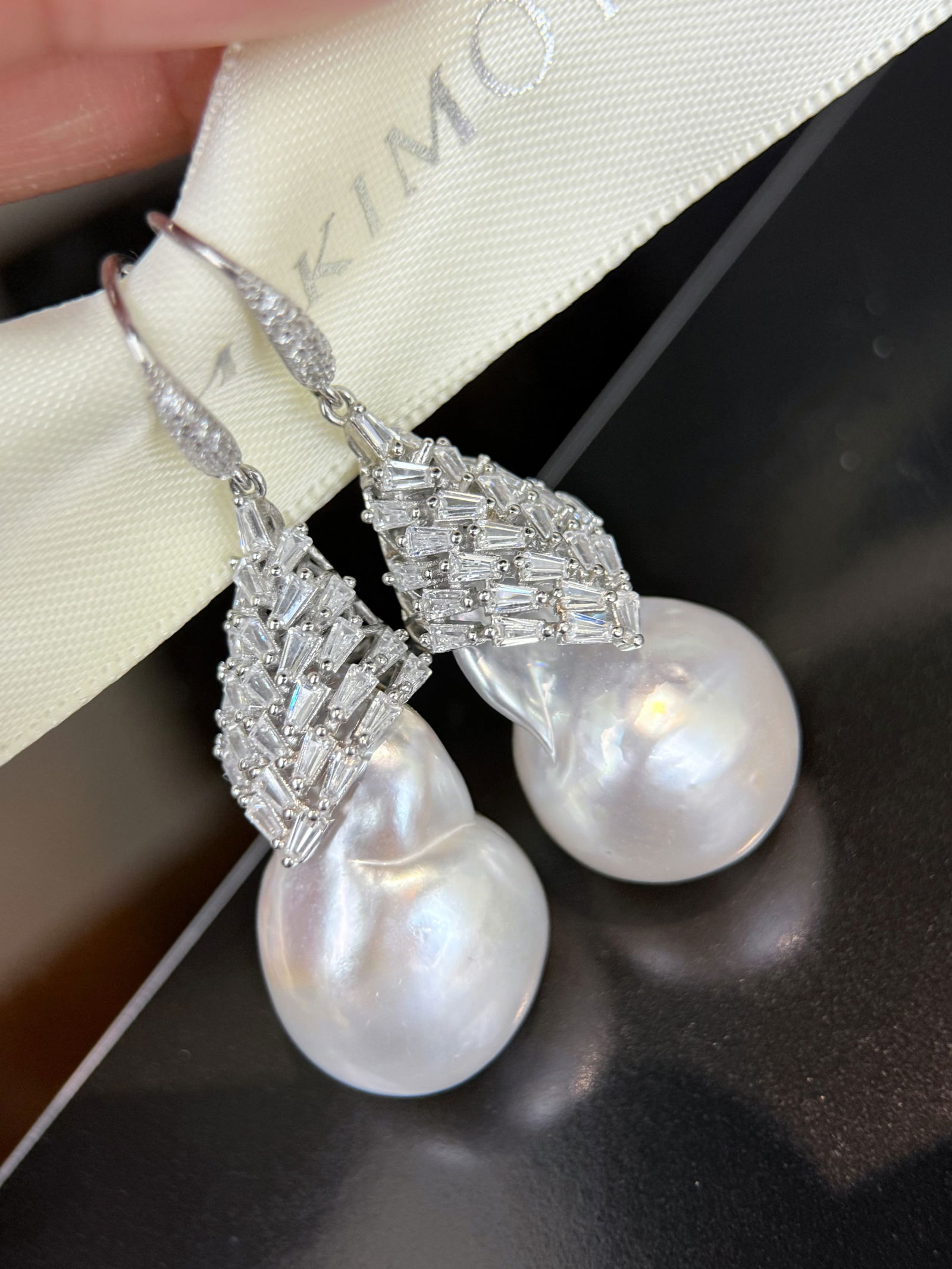 Handcrafted Open Band Ring with 5-6mm Freshwater Akoya Pearls, 18K Gold - 5