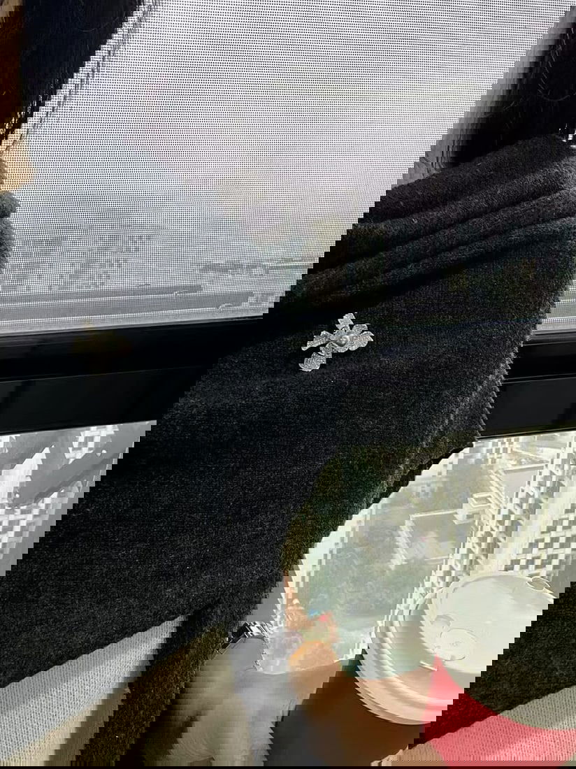 Delicate Brooch with 8-9mm Natural South Sea Pearls - 3