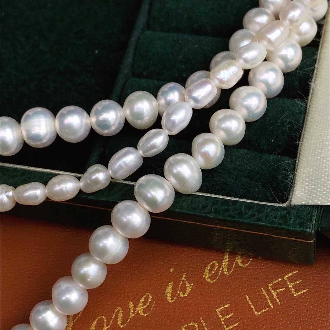 Y-Shaped Necklace with 7-8mm Golden South Sea Akoya Pearls, 18K Gold - 6