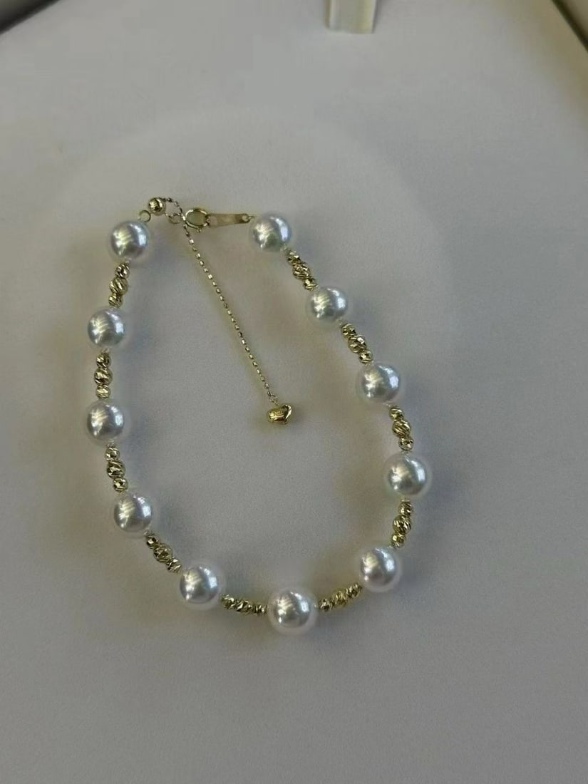 6-7mm Aurora Akoya Pearl "Starry Sky" Bracelet, S925 Sterling Silver: Title: 6-7mm Aurora Akoya Pearl "Starry Sky" Bracelet, S925 Sterling Silver Description: Elegant "Starry Sky" bracelet featuring 6-7mm aurora Akoya pearls with smooth, luminous, and clean surfaces. Pe