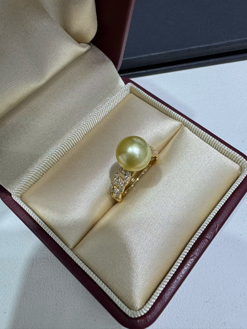 9-10mm South Sea Golden Pearl Ring, S925 Sterling Silver: Title: 9-10mm South Sea Golden Pearl Ring, S925 Sterling Silver Description: Elegant ring featuring a 9-10mm near-round South Sea golden pearl with minor inclusions. Set in S925 sterling silver, showc