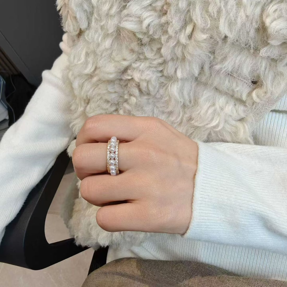 Full Circle Bracelet or Necklace with 17 x 3.5-4mm Aurora Freshwater Pearls, Sterling Silver - 6