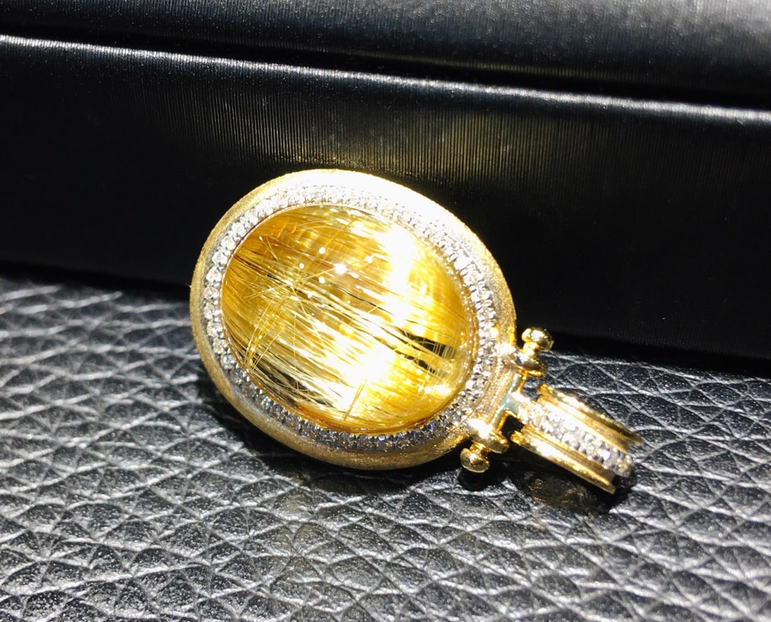 Natural Titanium Crystal Pendant with 18K Gold and Diamond Inlay, 24.7x14.8mm - 7