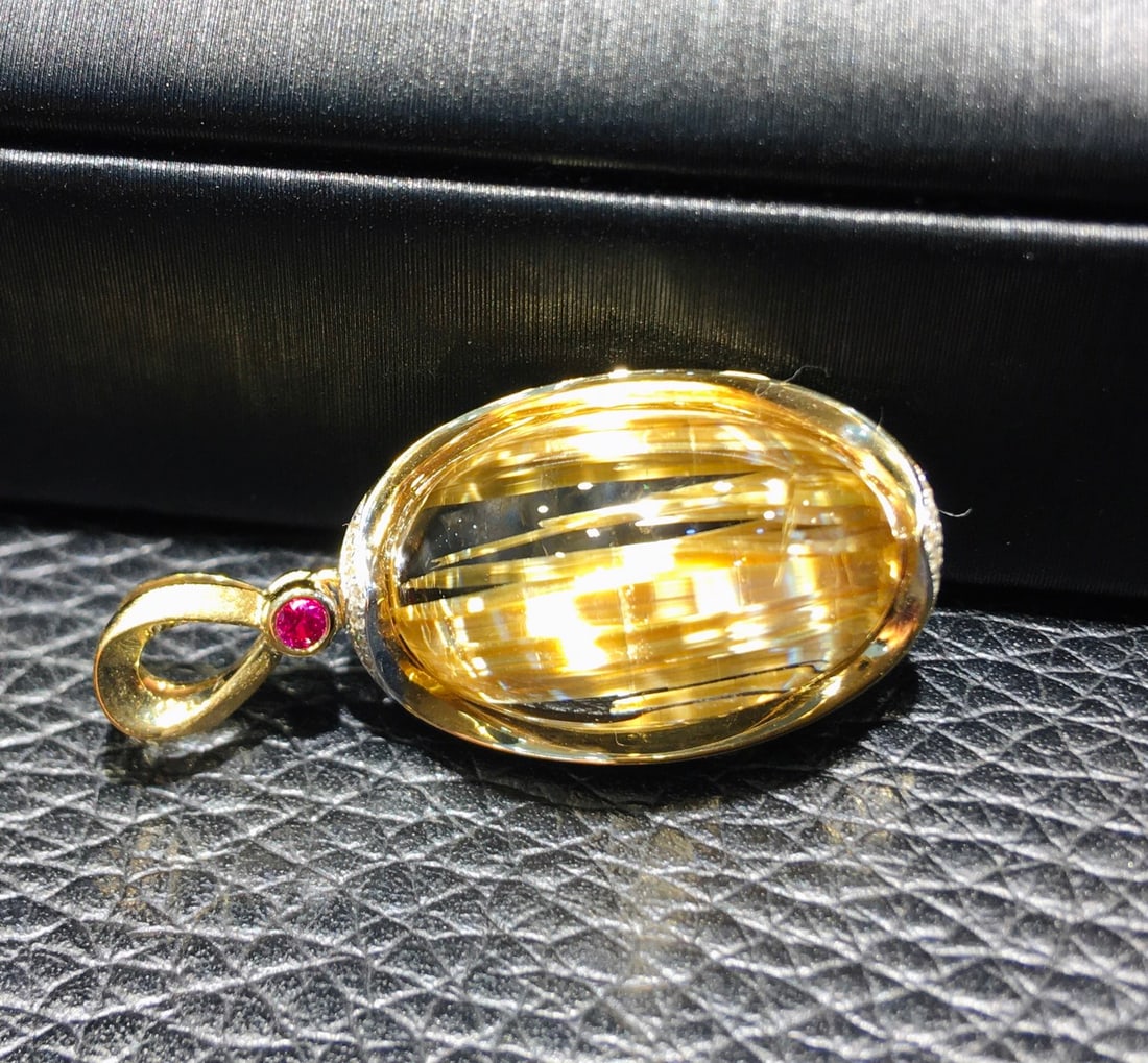 Natural Titanium Crystal Pendant with 18K Gold and Diamond Inlay, 29x13.3mm - 6