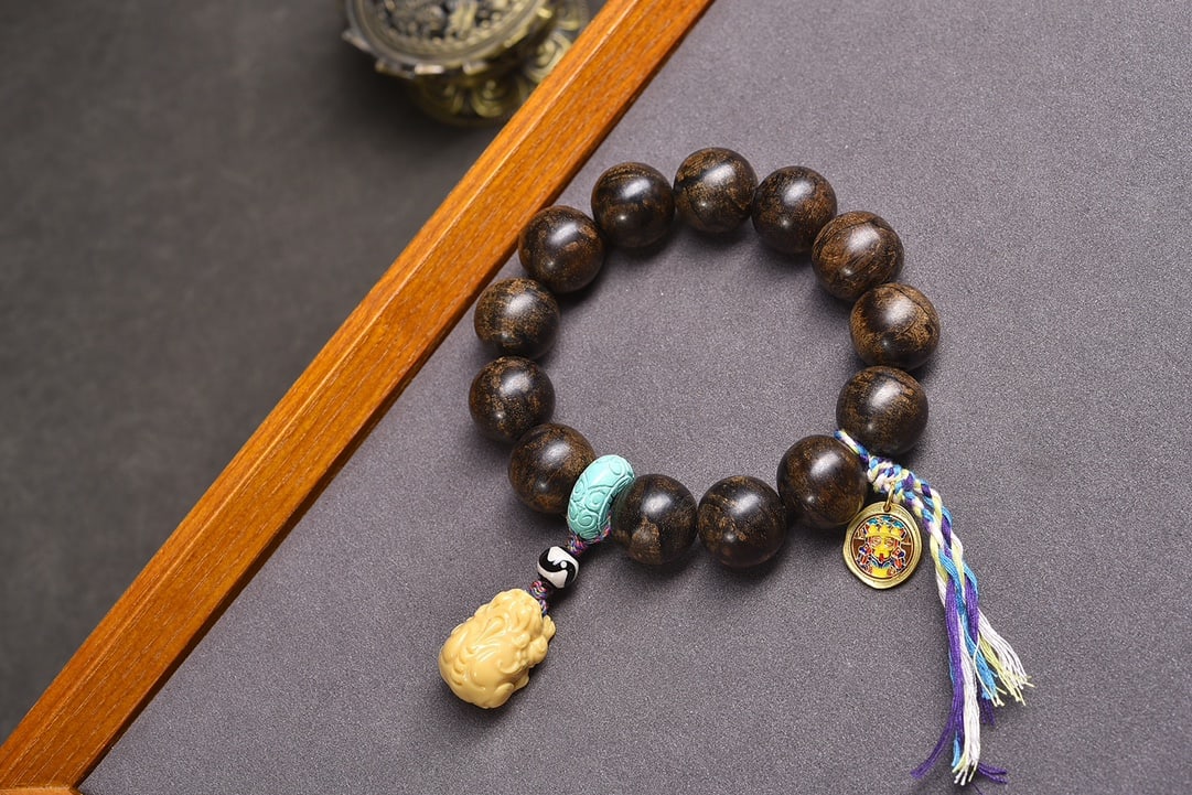 Natural Agarwood Bracelet with Gold-Jade Pi Xiu Pendant and Auspicious Beads, 18mm, 53.27g - 2
