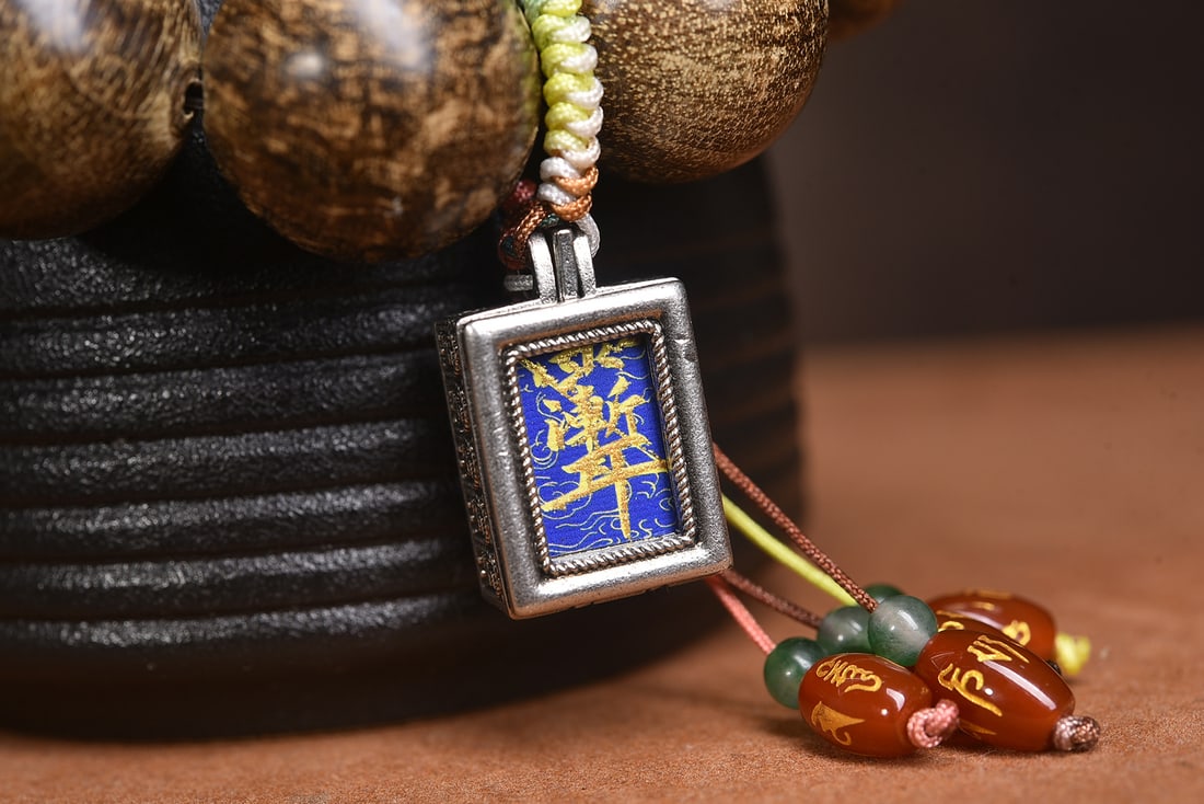 Natural Agarwood Bracelet, 20mm Beads, 63.23g - Wild Old-Stock Nine-Part Agarwood, Spiritual - 4