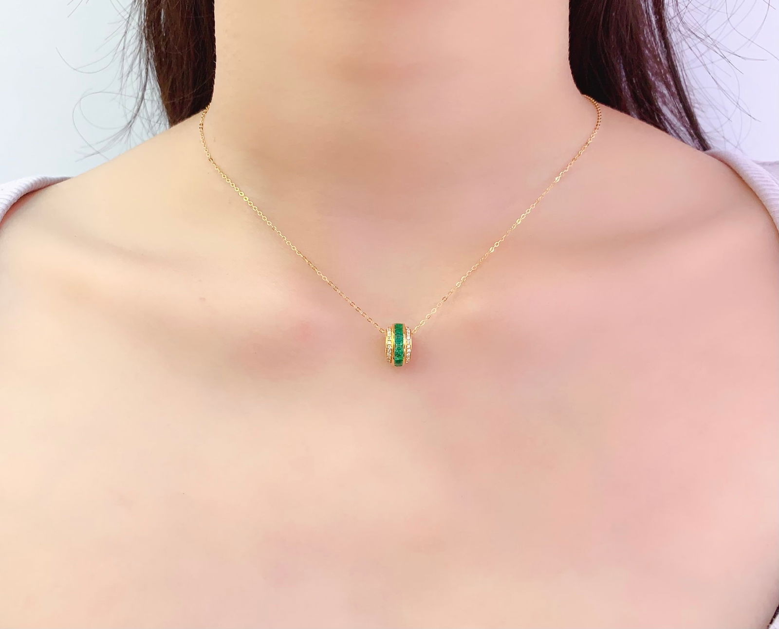 18K Gold Natural Emerald Pendant with Diamonds, 1.5ct, 2.10g - 6