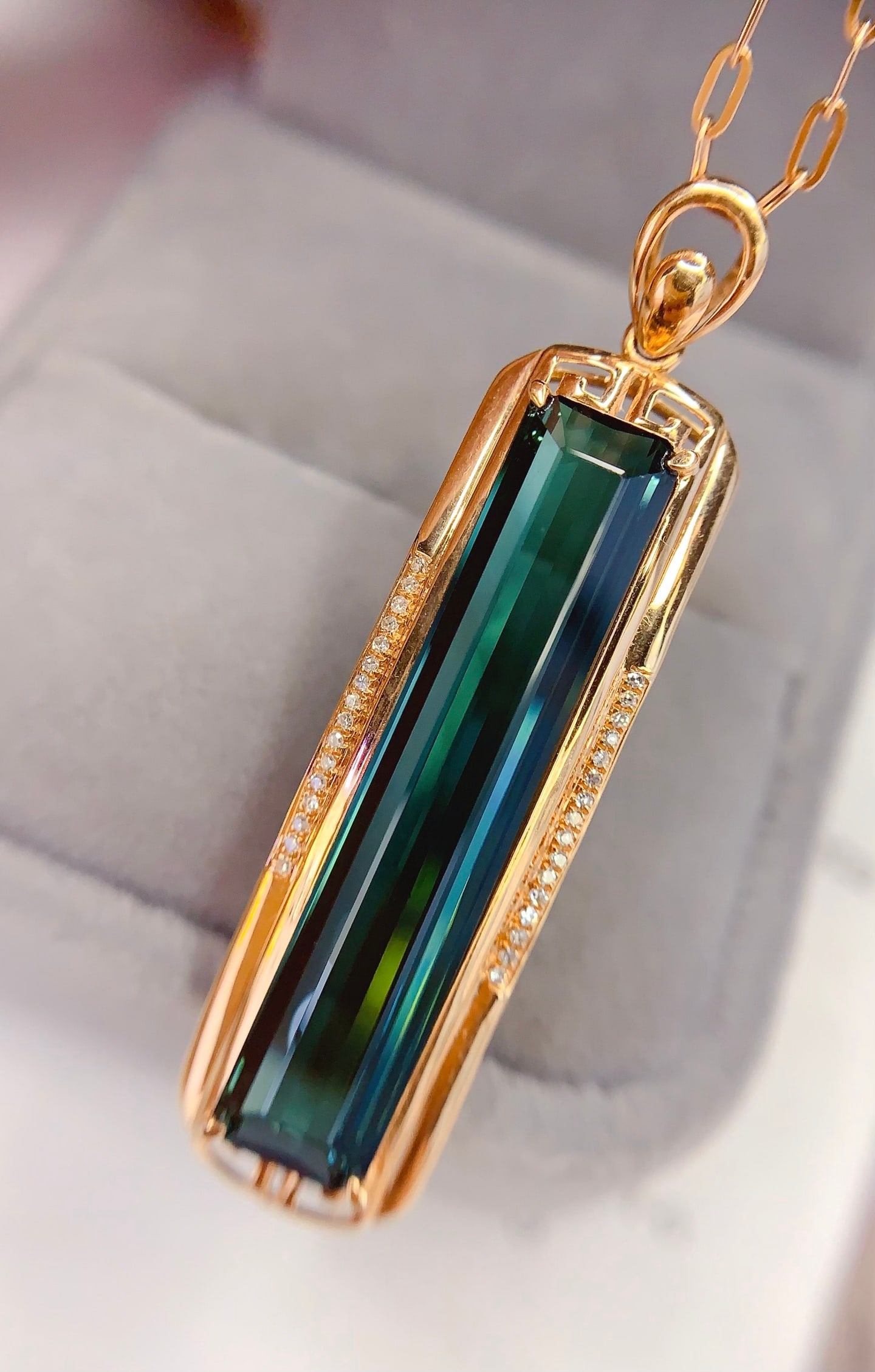 18K Gold Natural Tourmaline Pendant with Diamonds, 8.61ct, 4.13g (Chain Not Included) - 4