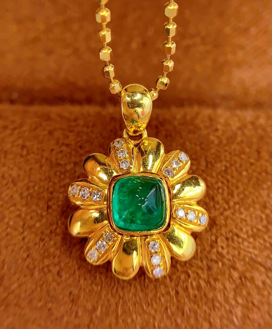 18K Gold Natural Emerald Pendant with Diamonds, 0.6ct, 1.38g (Chain Not Included) - 3