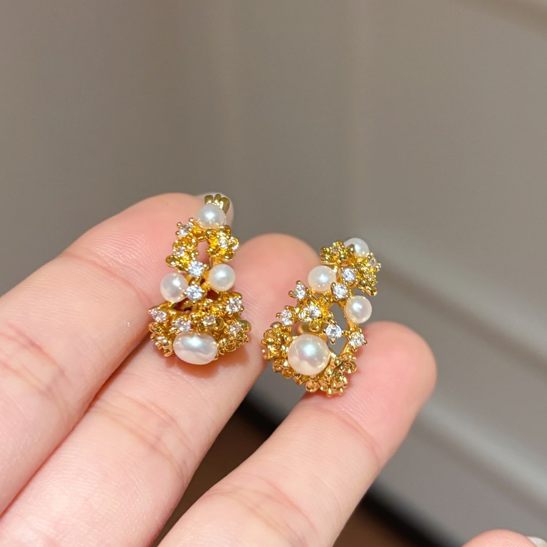 Osmanthus-Inspired Freshwater Pearl Clip-On Earrings - 4