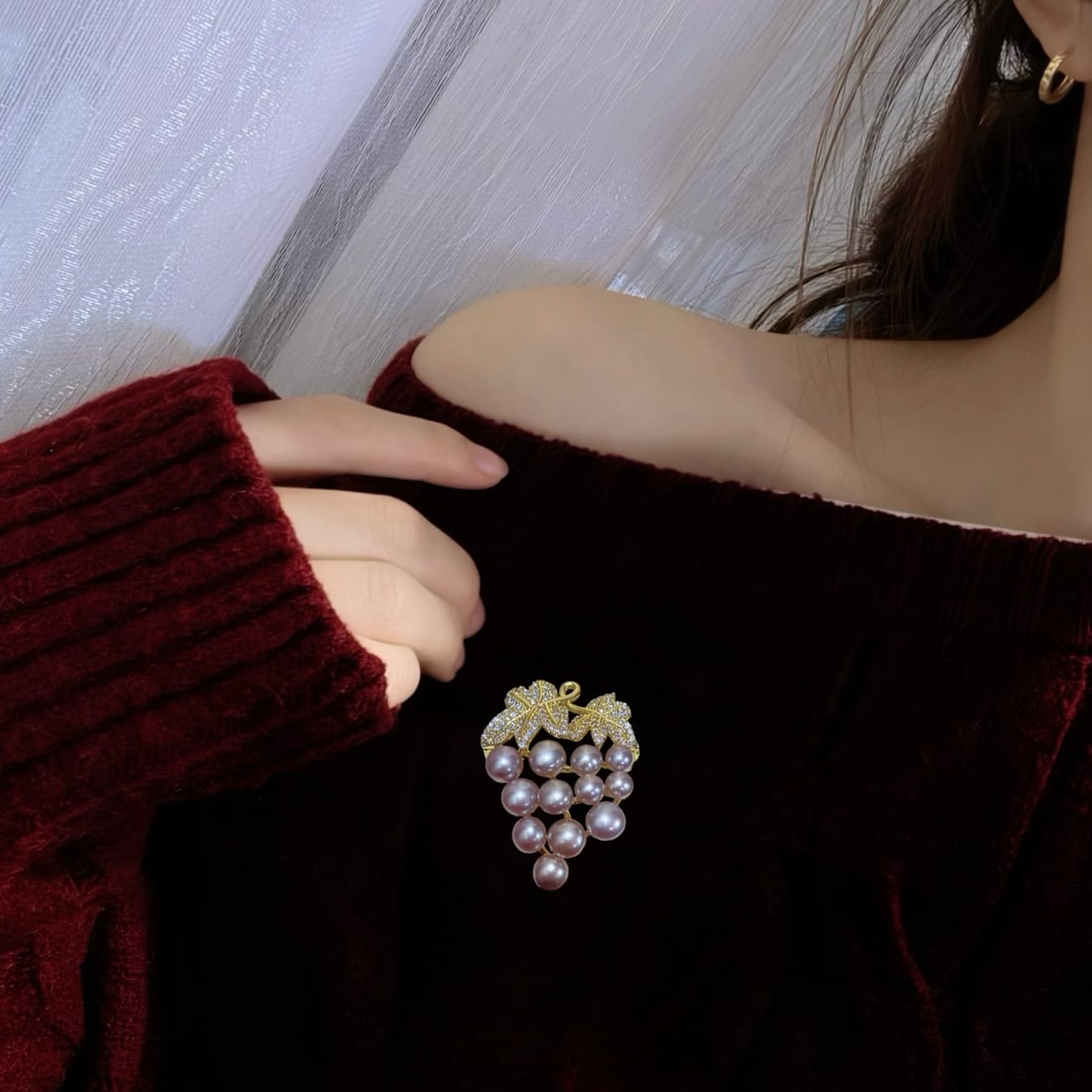 Freshwater Pearl Grapevine Brooch - 4