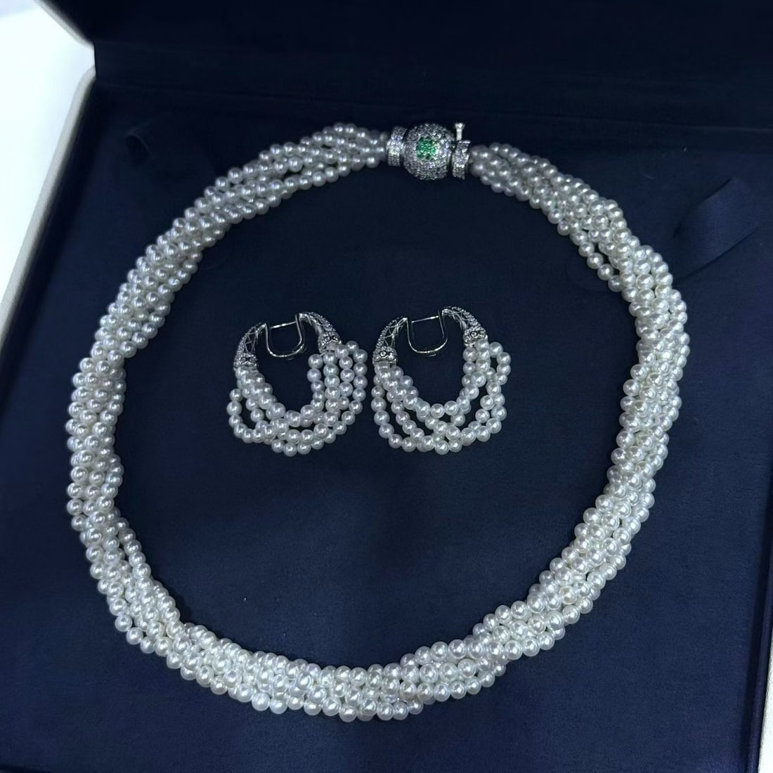 Vintage 42cm Choker Necklace and Earrings Set with 4-5mm Natural Freshwater Pearls - 2