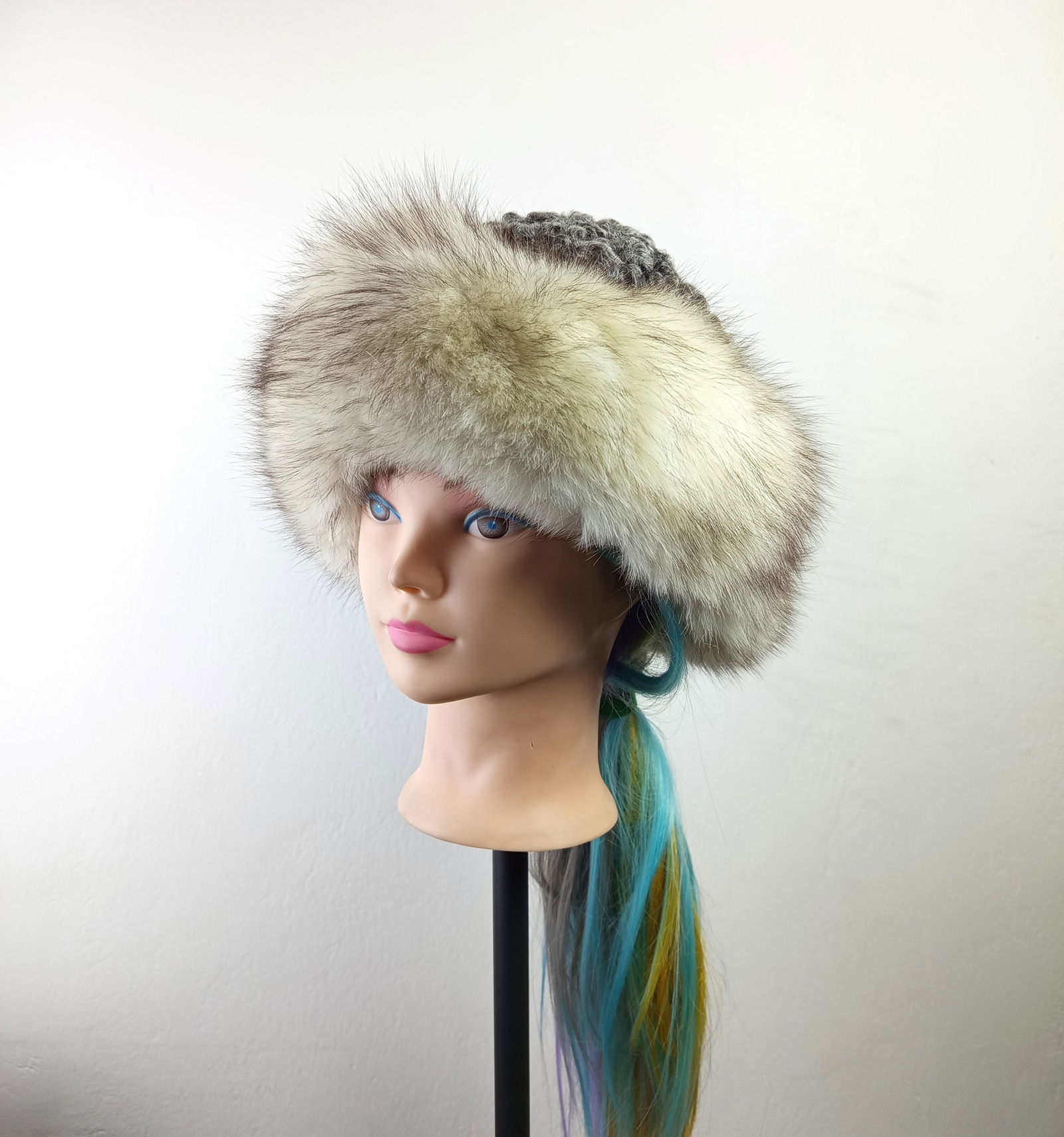 SILVER FOX & SILVER PERSIAN FUR HAT - 2