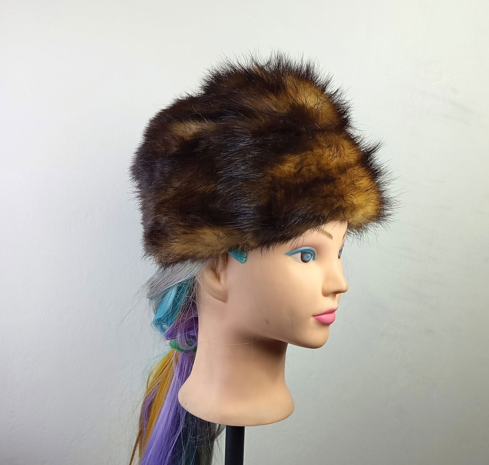 GERMAN SABLE FUR HAT - 2