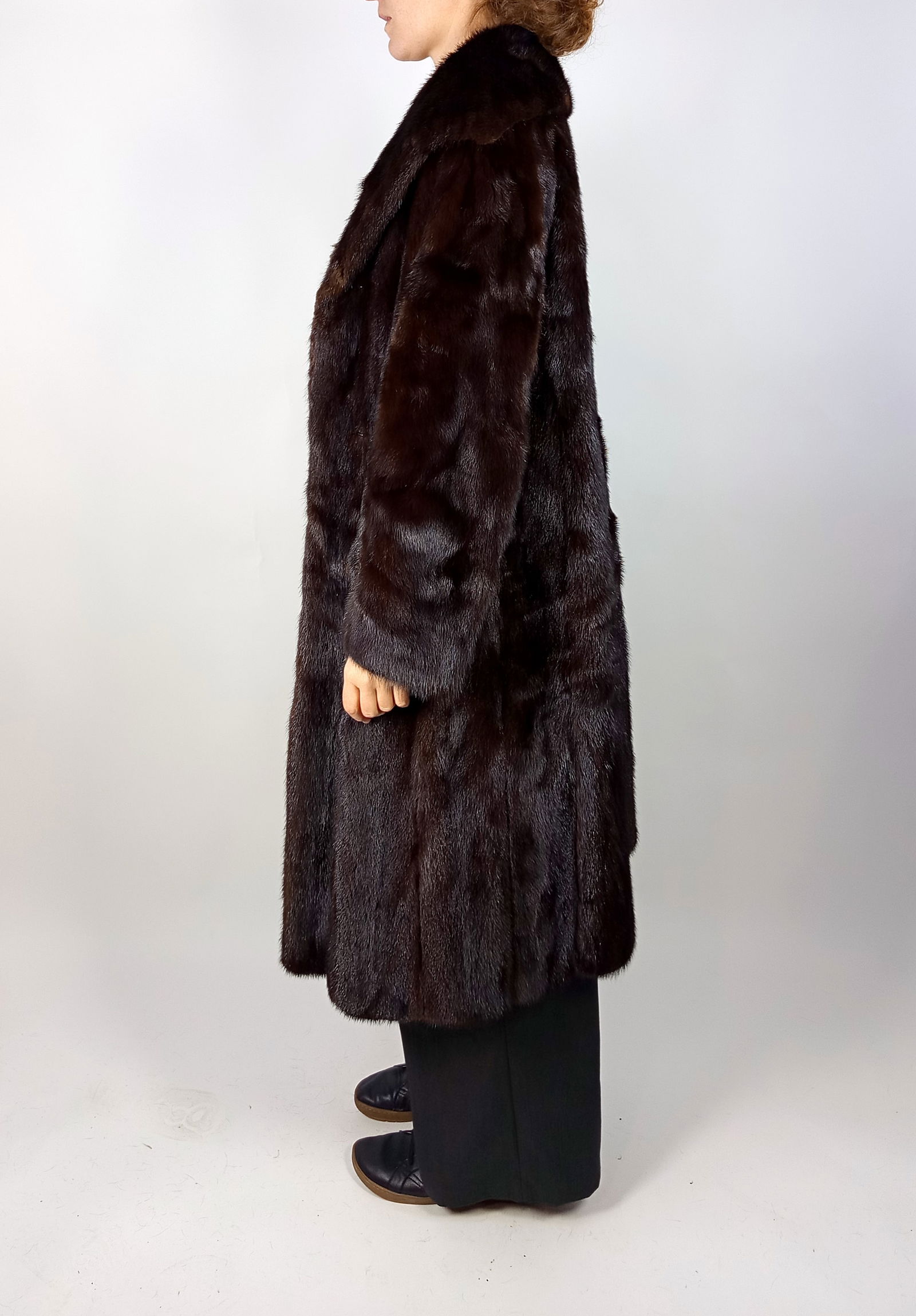 BROWN MINK FUR COAT EU: XL - US:20 - 4
