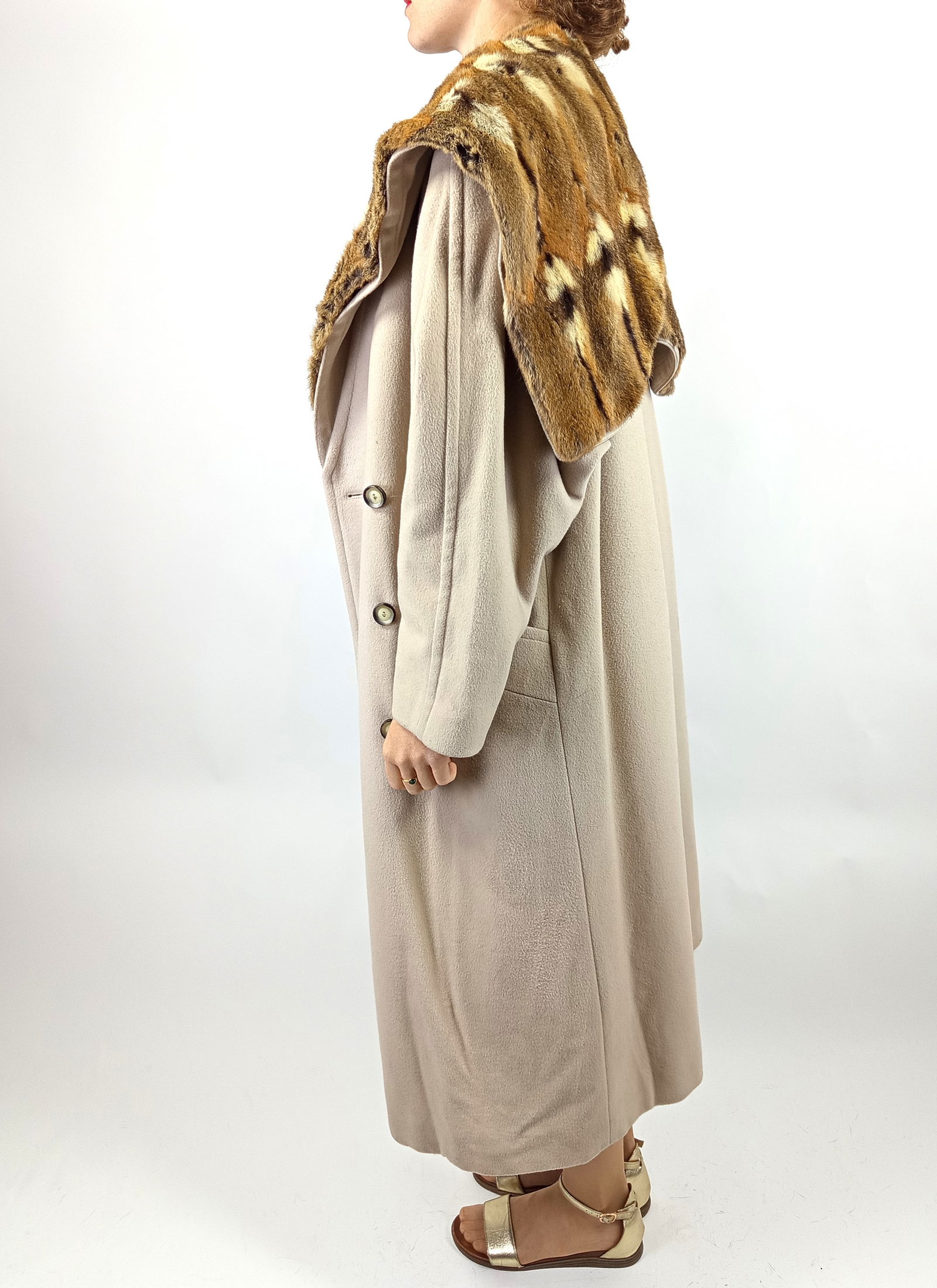 WOOL & CASHMERE BLEND FUR COAT EU: XL ; US: 20 - 11