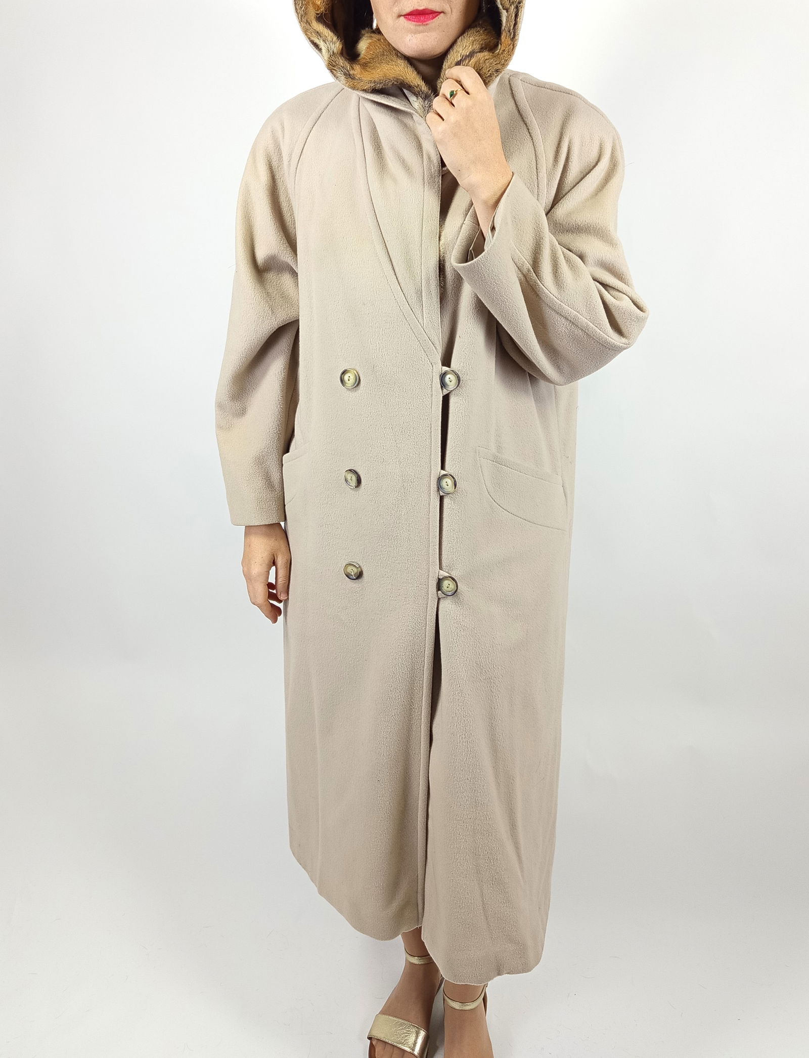 WOOL & CASHMERE BLEND FUR COAT EU: XL ; US: 20 - 8